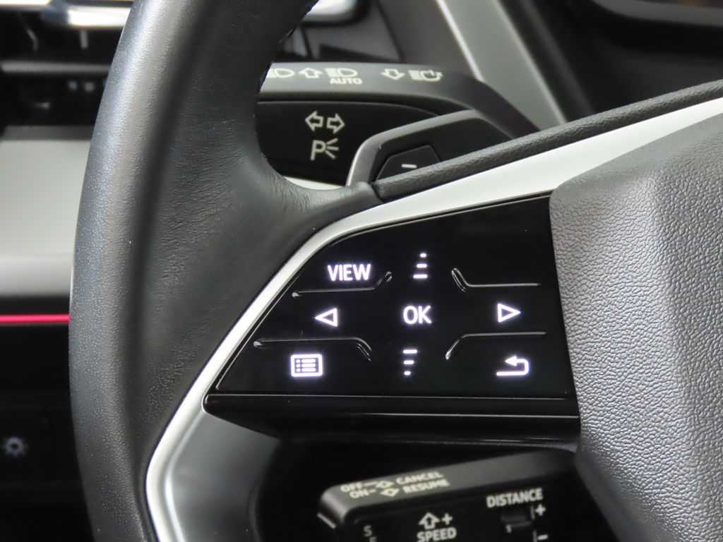 Thumbnail: 2023 Audi Q4 e-tron - 15