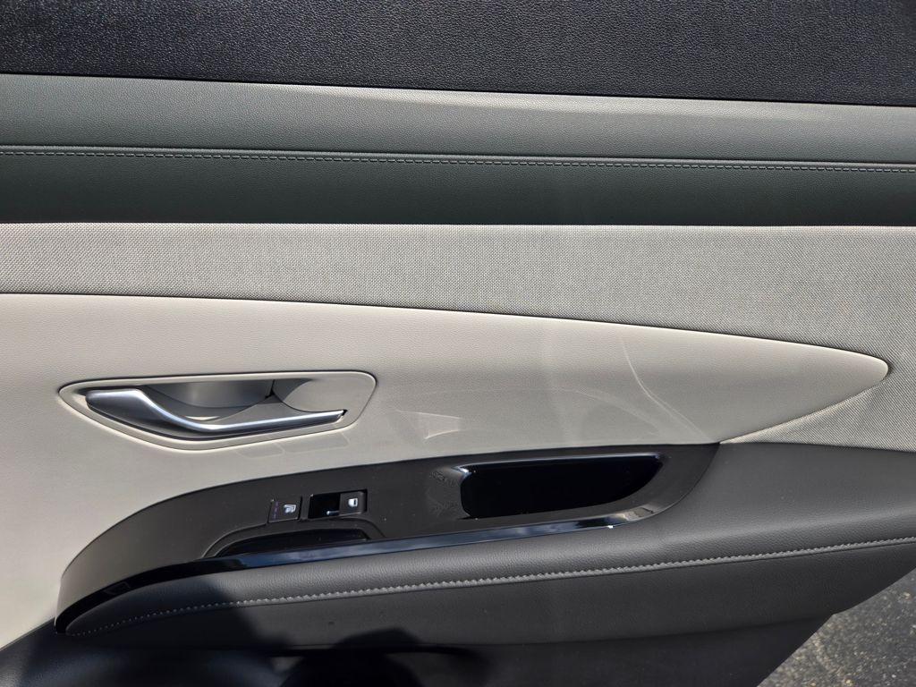 Thumbnail: 2025 Hyundai Tucson - 26