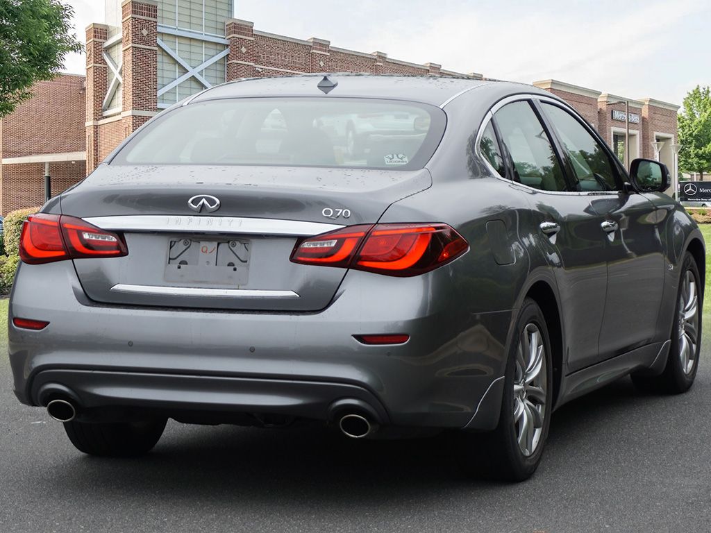 Thumbnail: 2015 INFINITI Q70 - 6