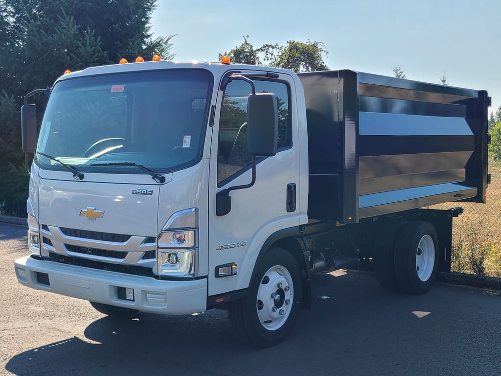 2025 Chevrolet 4500 HG LCF Gas 12ft Landscape Dump