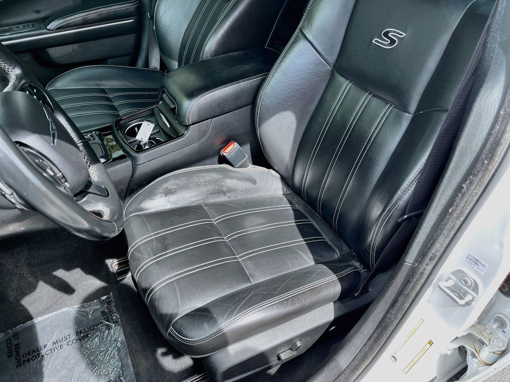 Used 2021 White Chrysler S image 20