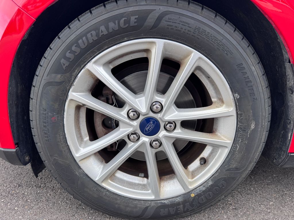 Certified Used 2017 Race Red Ford SE image 10