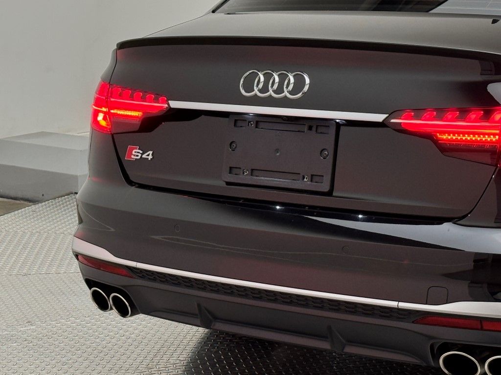 2023 Audi S4 Premium Plus 16