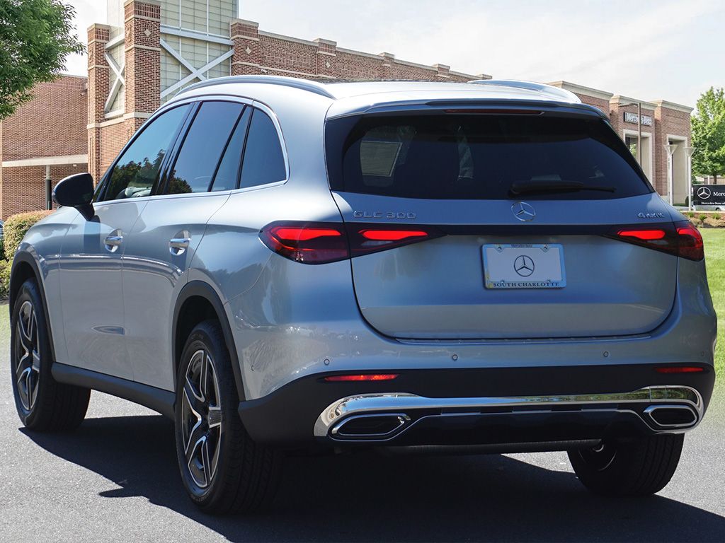 Thumbnail: 2026 Mercedes-Benz GLC - 7