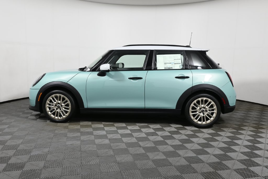 Thumbnail: 2027 MINI Cooper - 2