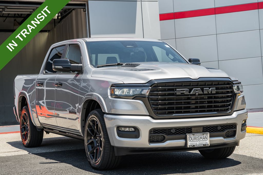 2025 RAM 1500 Laramie Crew Cab 4WD