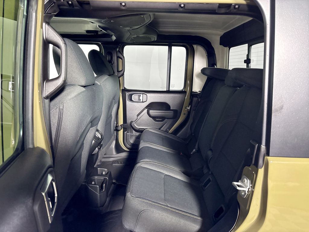 2026 Jeep Gladiator Willys