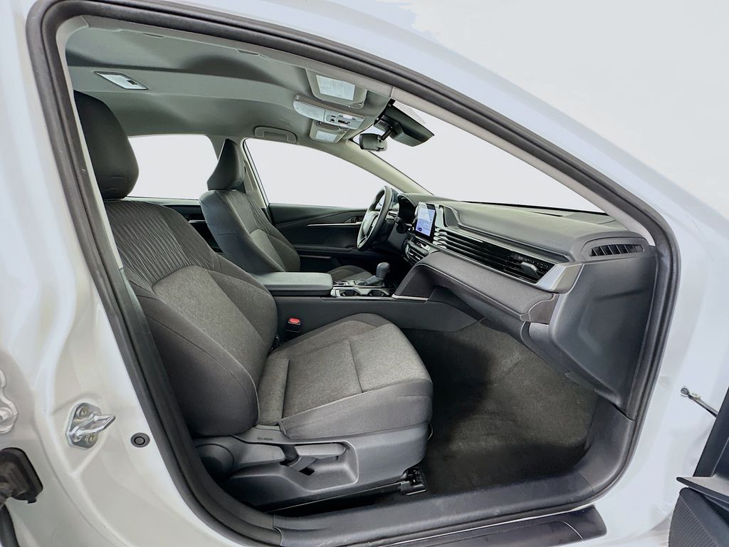 Thumbnail: 2025 Toyota Camry - 27