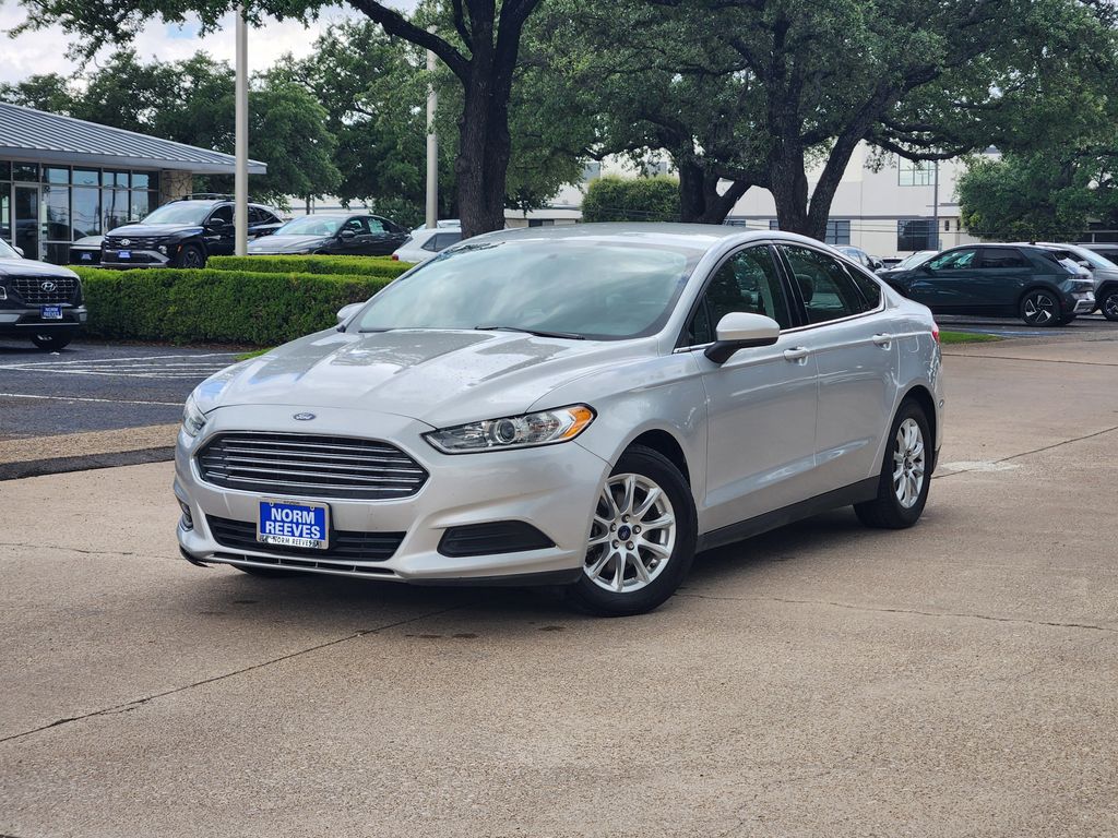 Ingot Silver 2016 Ford Fusion S Sedan Front-Wheel Drive 6-Speed Automatic