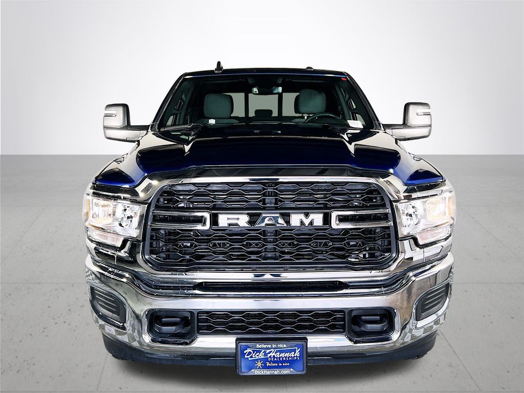 2500 Crew Cab Tradesman
