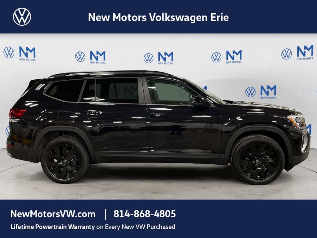 New 2026 Deep Black Pearl Volkswagen 2.0T SE w/Technology image 5
