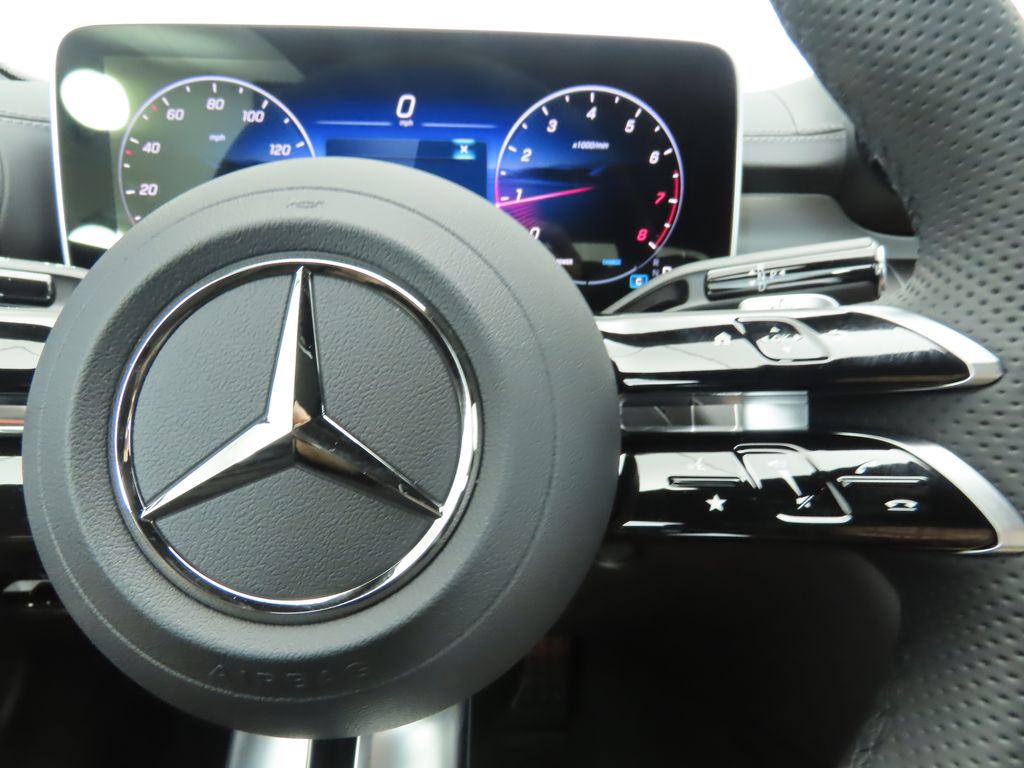 Thumbnail: 2025 Mercedes-Benz C-Class - 13