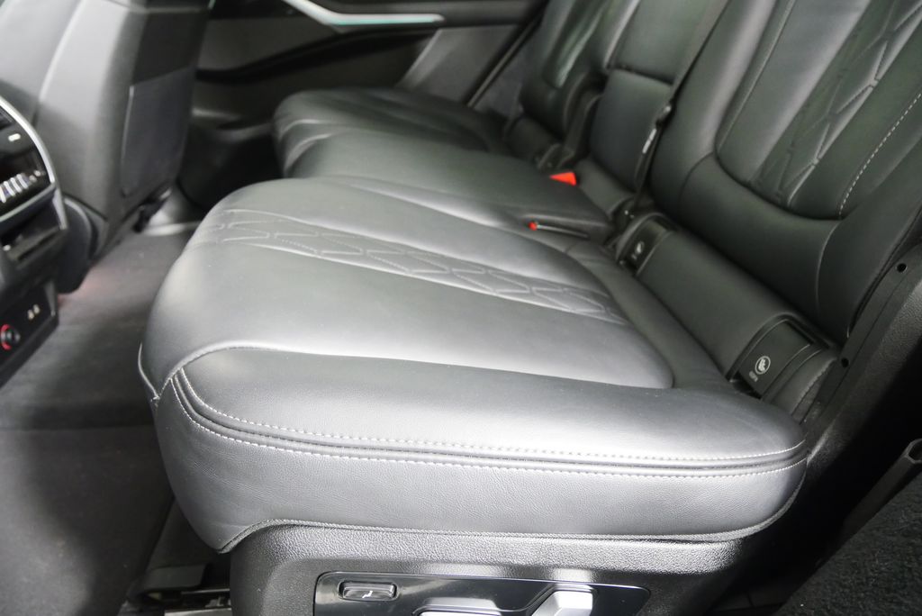 Thumbnail: 2020 BMW X7 - 15