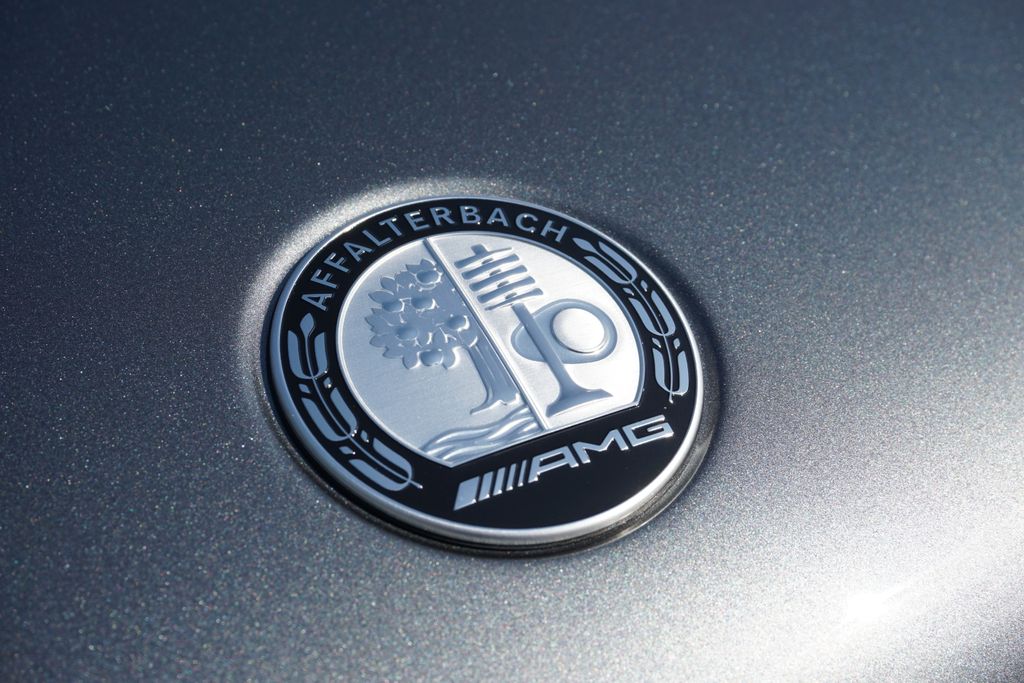 2025 Mercedes-Benz GLE 53 AMG 8