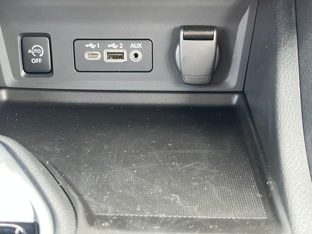 2025 Nissan Sentra SV photo