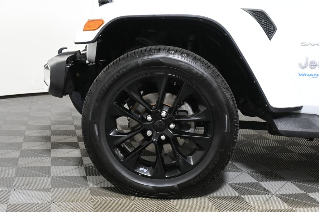 Thumbnail: 2021 Jeep Wrangler - 11