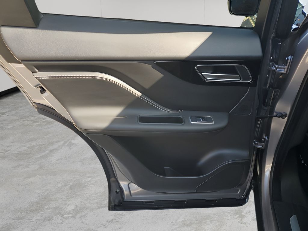 Used Car 2020 Jaguar F-pace  25t Checkered Flag For Sale Under $25,000 In Austin, Texas