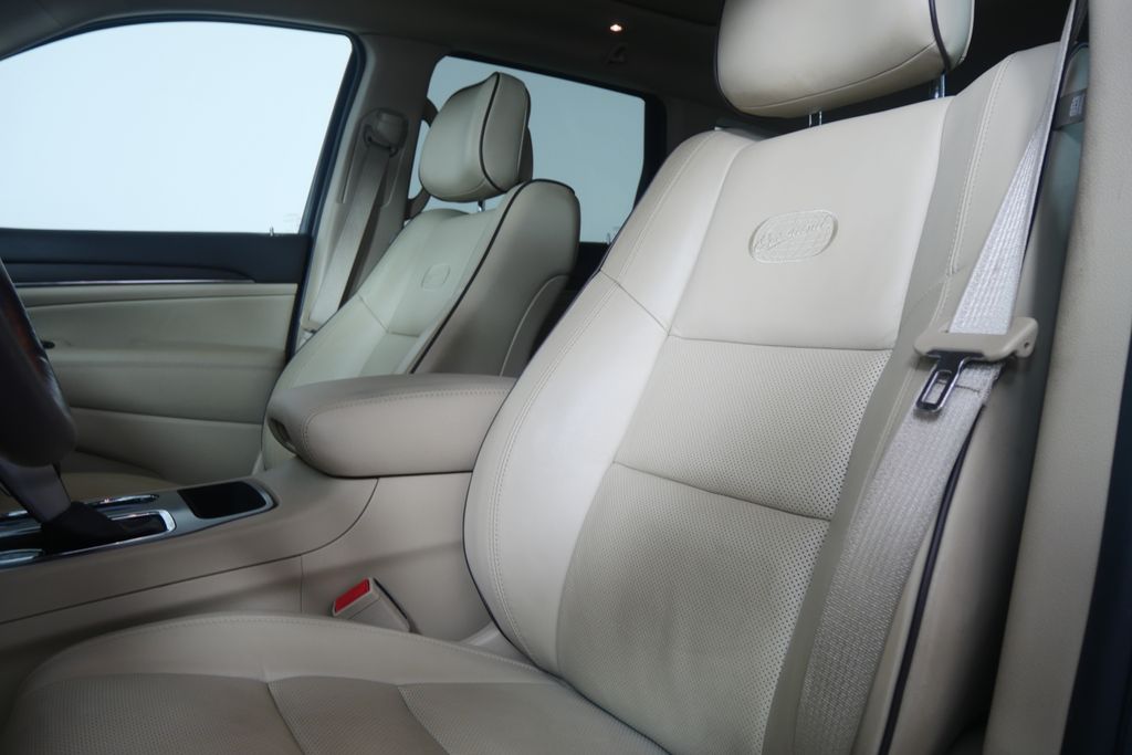 Thumbnail: 2021 Jeep Grand Cherokee - 10