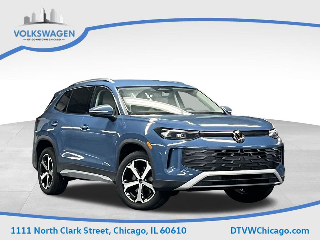 2025 Volkswagen Tiguan SE's photo