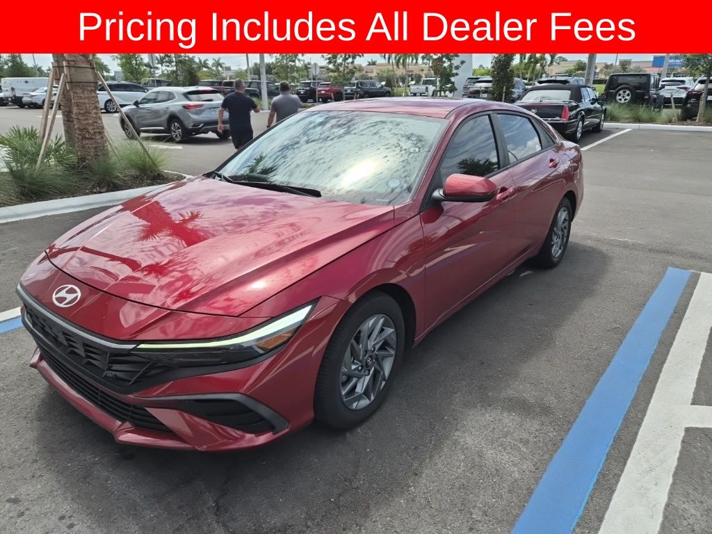 2024 Hyundai Elantra 1.6 HEV Blue's photo