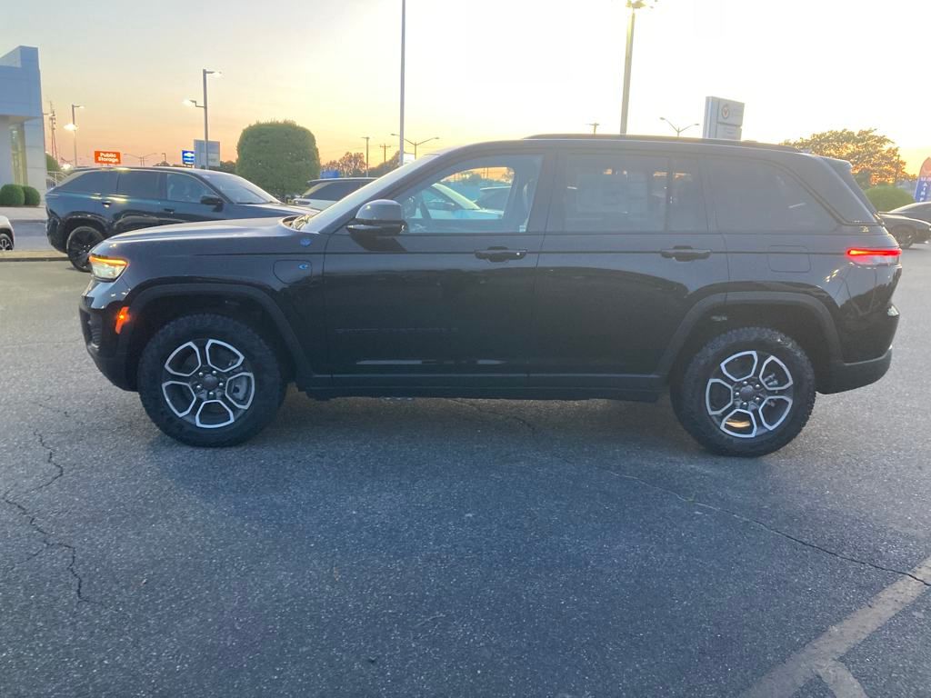 New 2024 Black Jeep Trailhawk 4xe image 2