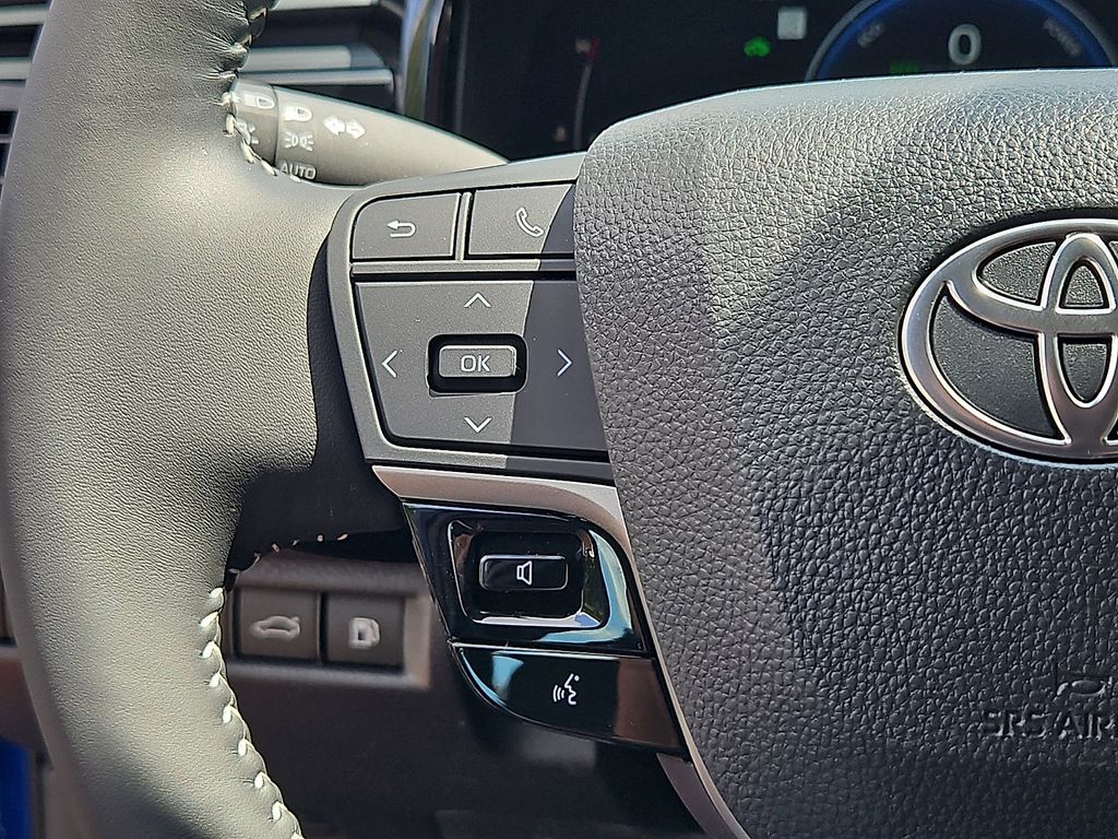 Thumbnail: 2025 Toyota Camry - 20