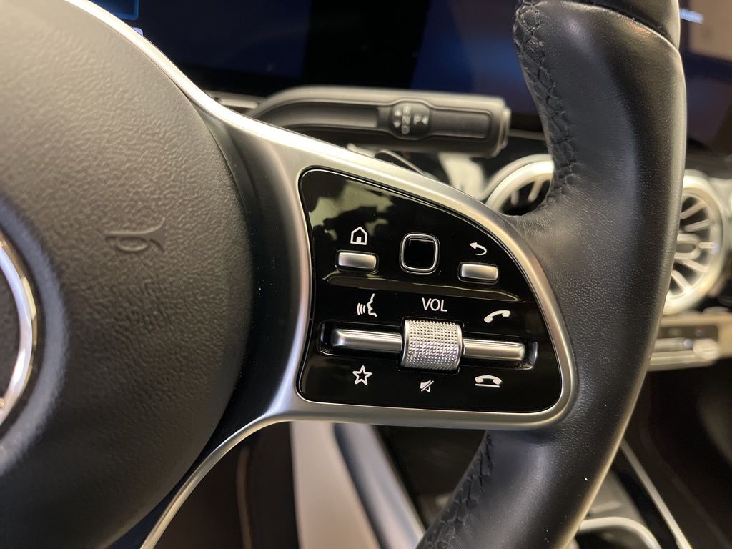 Thumbnail: 2023 Mercedes-Benz GLA - 15