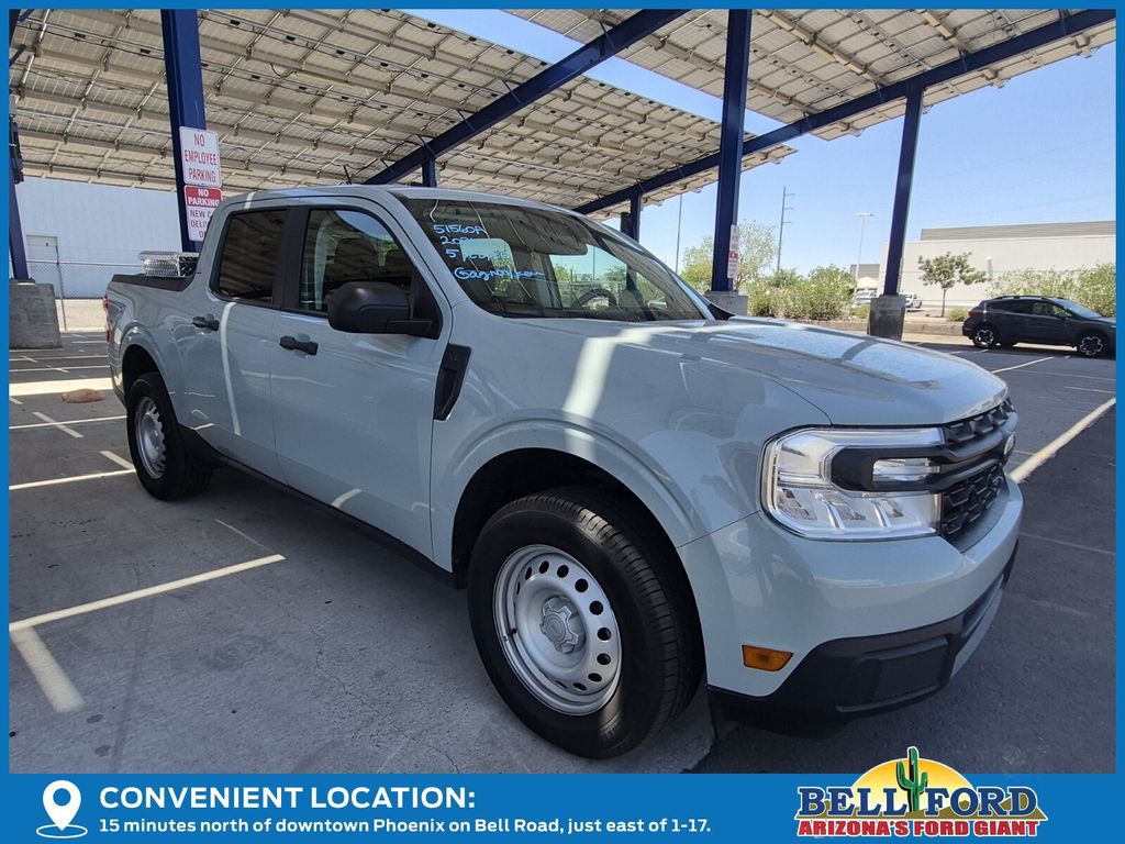 View vehicle photo 5