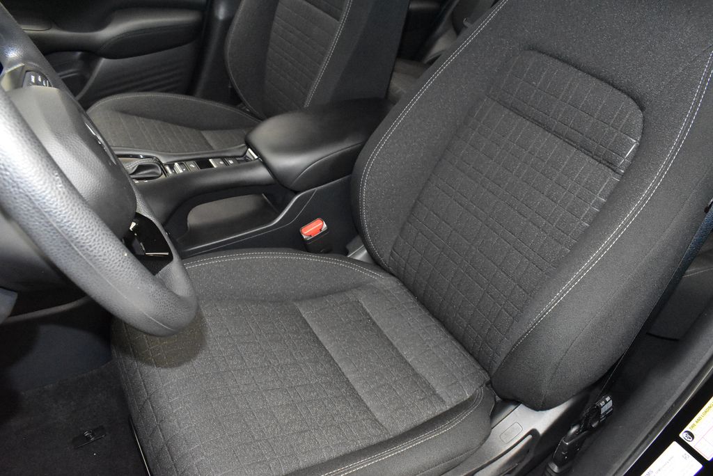 Thumbnail: 2025 Honda HR-V - 13