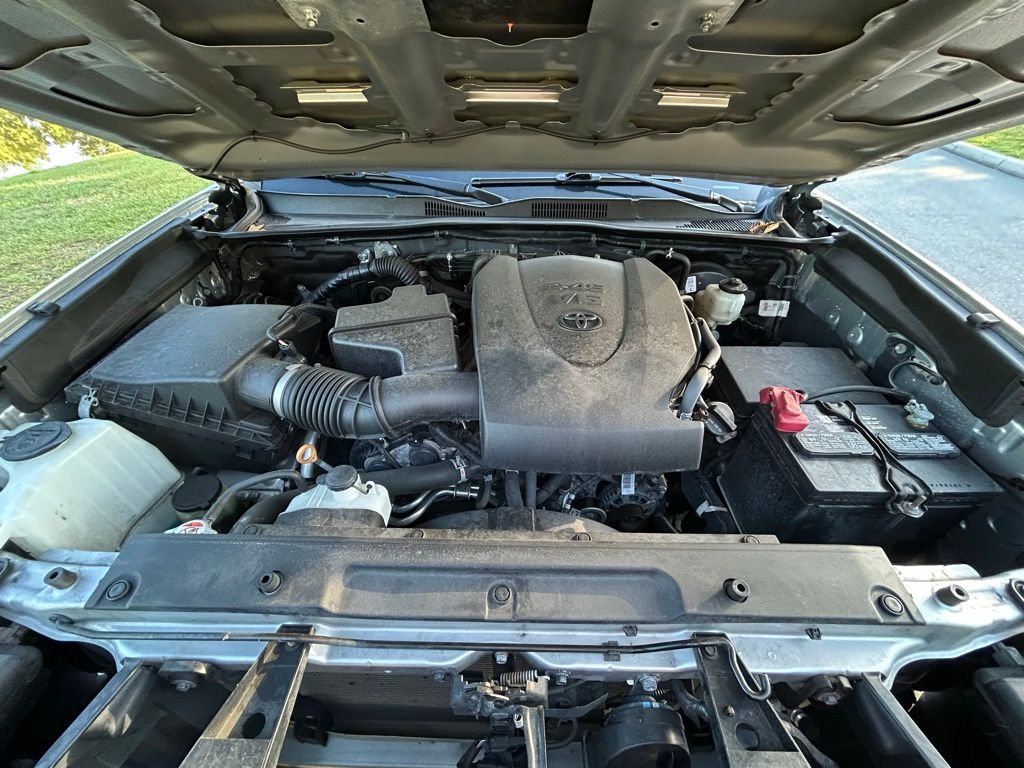Thumbnail: 2021 Toyota Tacoma - 11