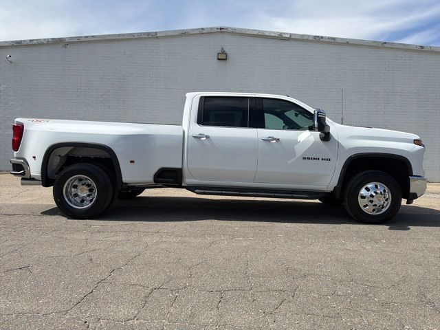 2026 Chevrolet Silverado 3500HD LTZ Crew Cab 4WD