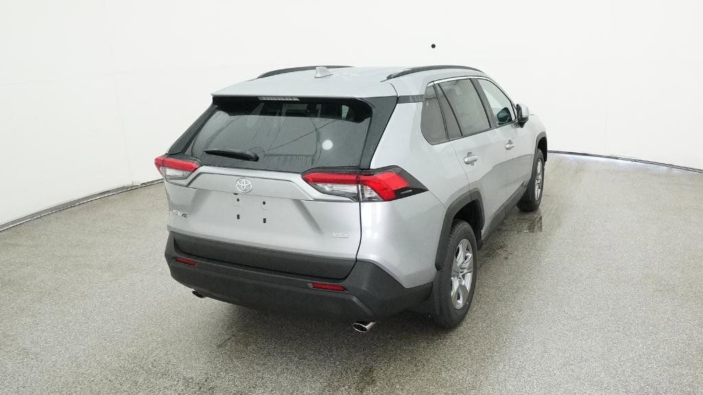 Thumbnail: 2025 Toyota RAV4 - 13