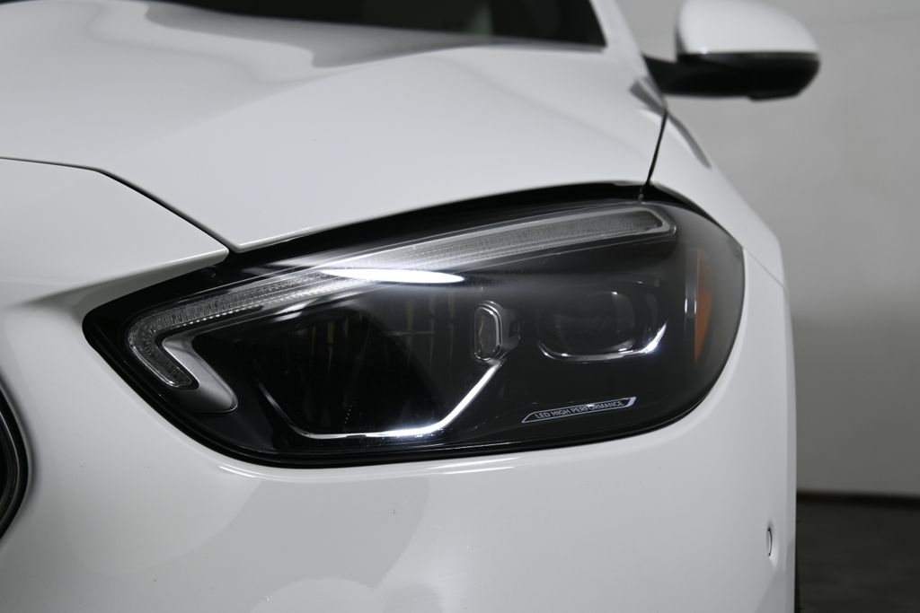 Thumbnail: 2025 Mercedes-Benz C-Class - 10