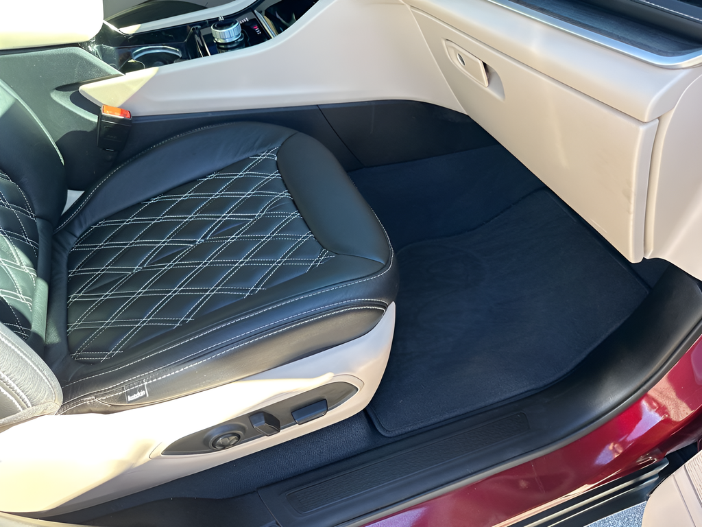 Used Car 2023 Jeep Grand Cherokee  Limited For Sale Under $30,000 In Austin, Texas