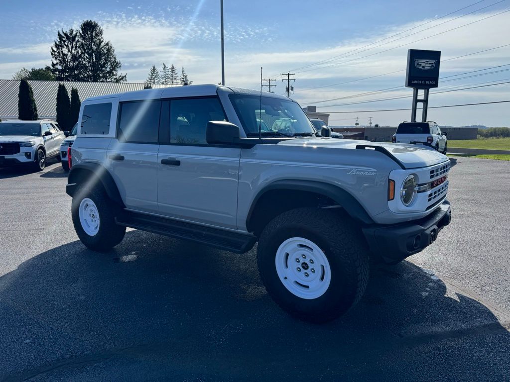 2026 Ford Bronco Heritage Edition - 9