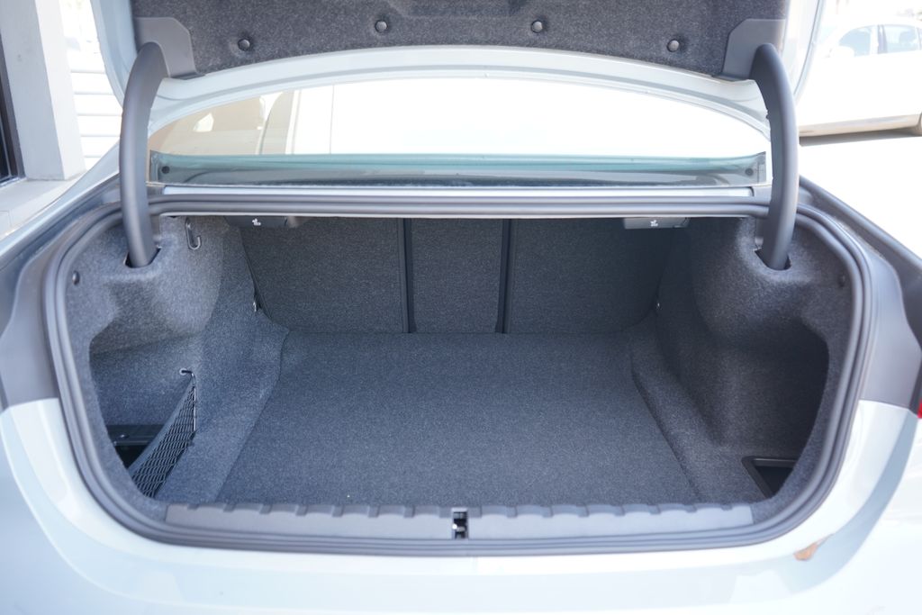 Thumbnail: 2026 BMW 4 Series - 20