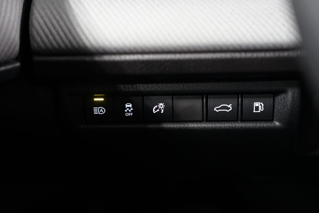 Thumbnail: 2025 Toyota Camry - 24