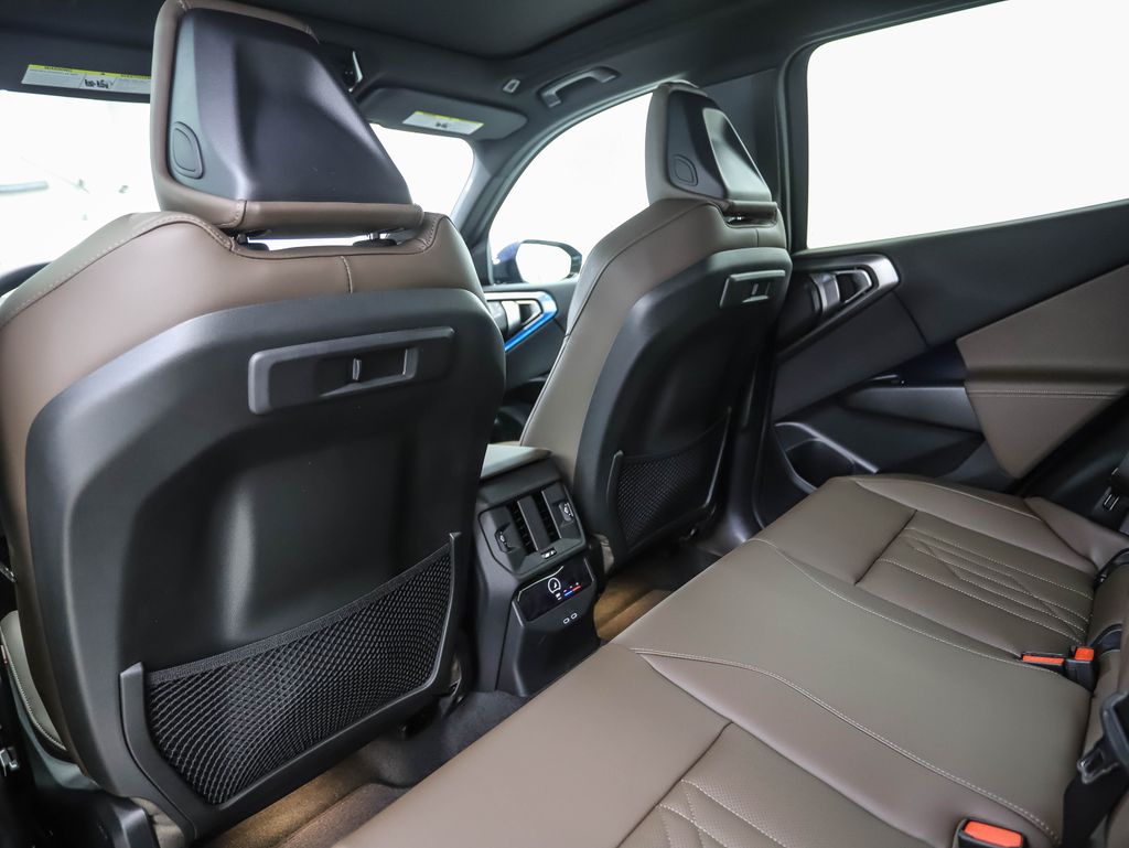 Thumbnail: 2026 BMW X3 - 21