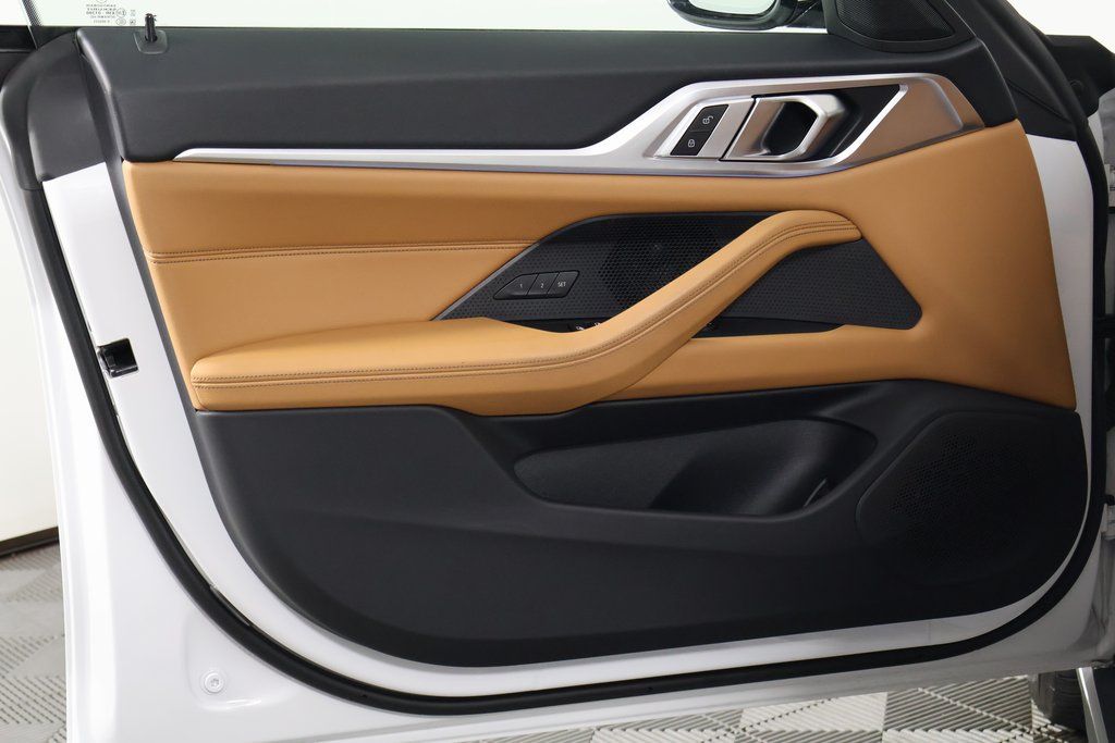 Thumbnail: 2023 BMW i4 - 12