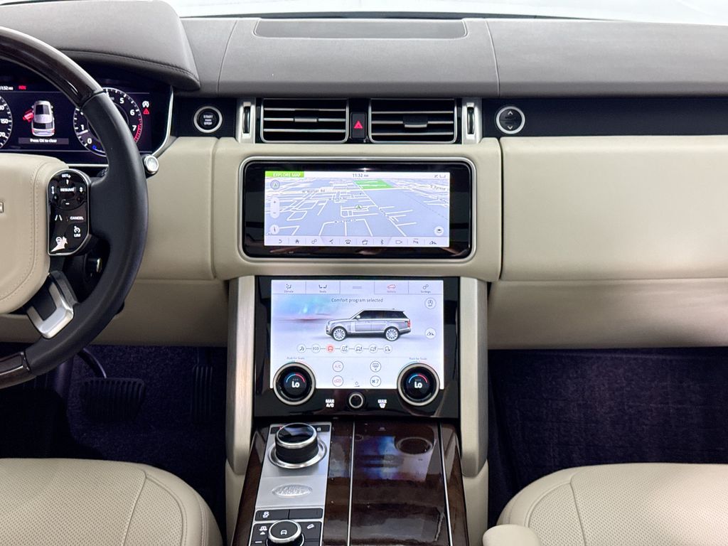 Thumbnail: 2020 Land Rover Range Rover - 14