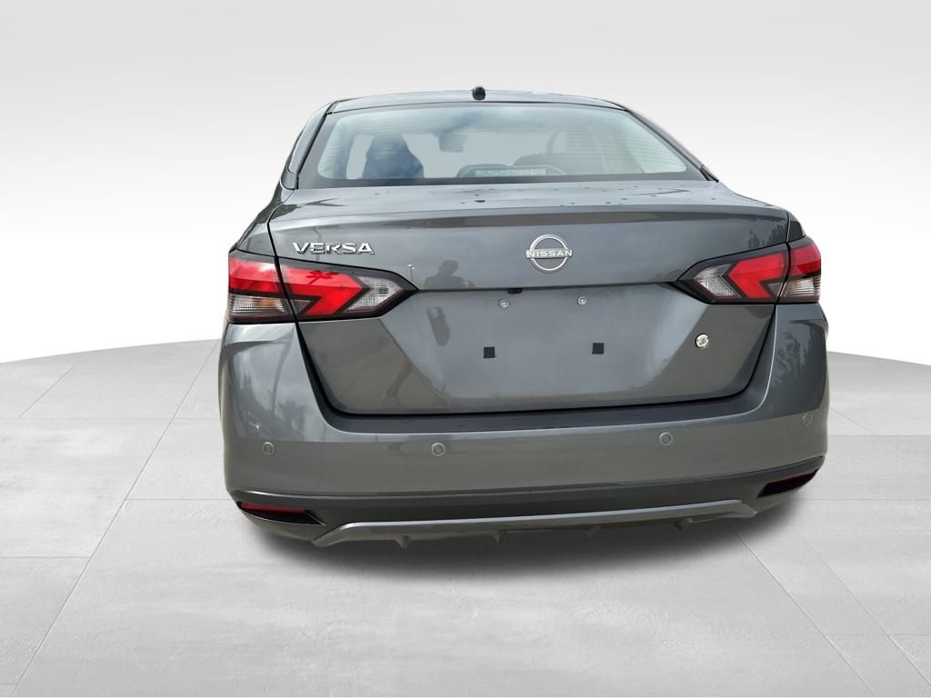 2024 Gun Metallic Nissan Versa 1.6 S FWD Sedan