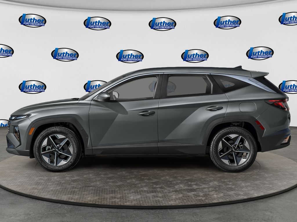 2025 Hyundai Tucson SEL Gray at Auto Express Mitsubishi