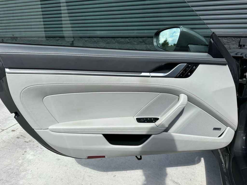 Thumbnail: 2020 Porsche 911 - 19