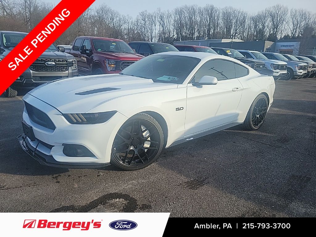 2017 Ford Mustang GT Coupe RWD