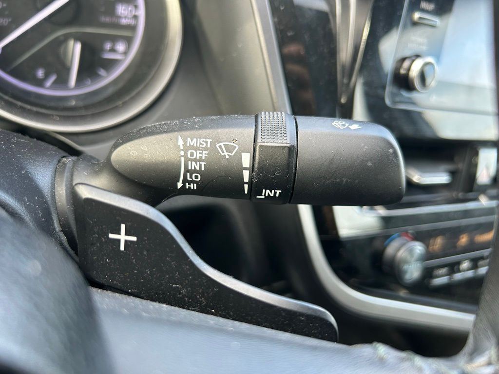 Thumbnail: 2021 Toyota Camry - 21