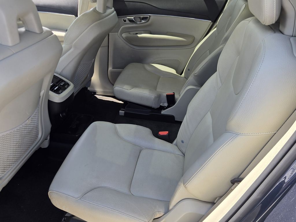 2020 Volvo XC90 - $20,859