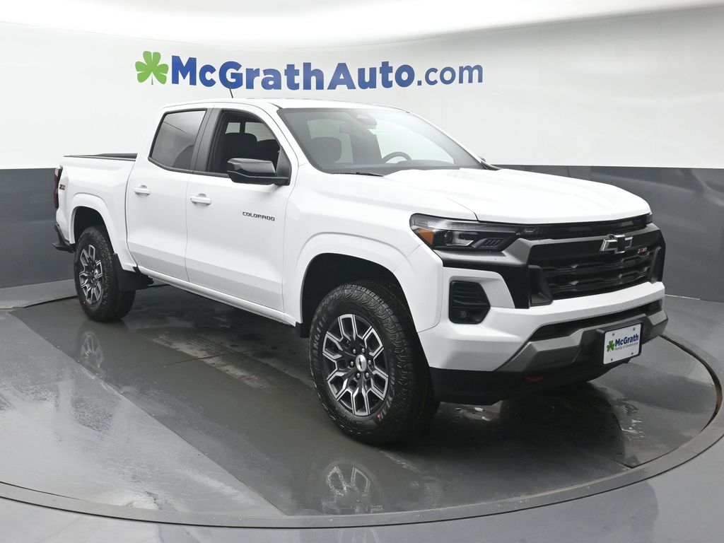 View vehicle photo 2