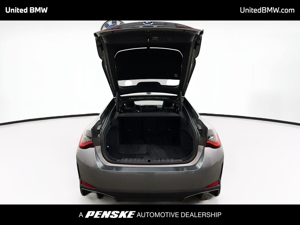 Thumbnail: 2025 BMW i4 - 14