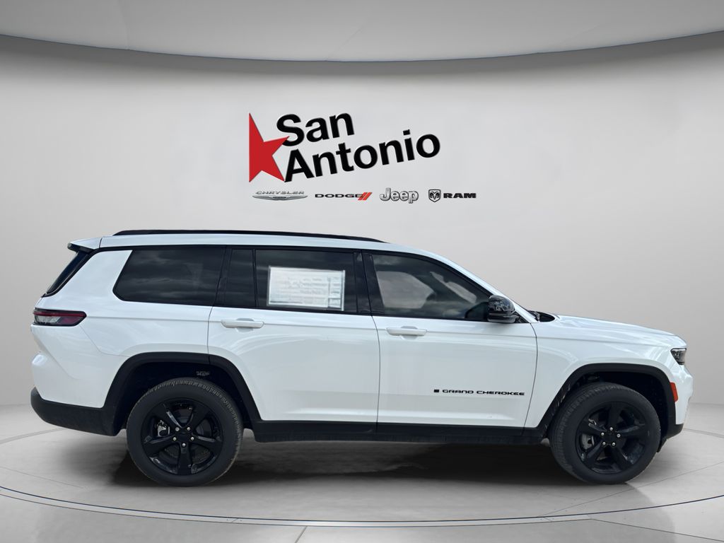 New 2025 White Jeep Limited image 16