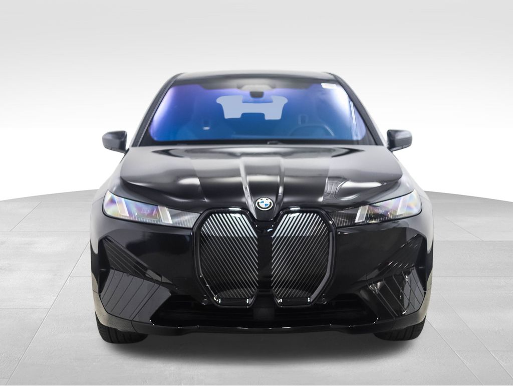 2026 BMW iX  8
